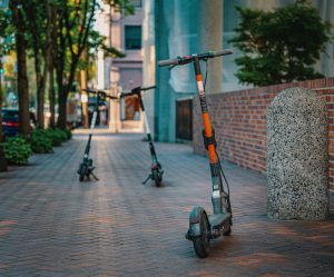 轻型电动车（电动滑板车）